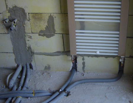 Detail zapojenia kúpeľňového radiátora.